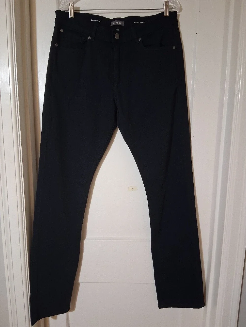 DL1961 Russell Slim Straight Jeans - Crete Wash - Size 34 x 34 Designer Fashion